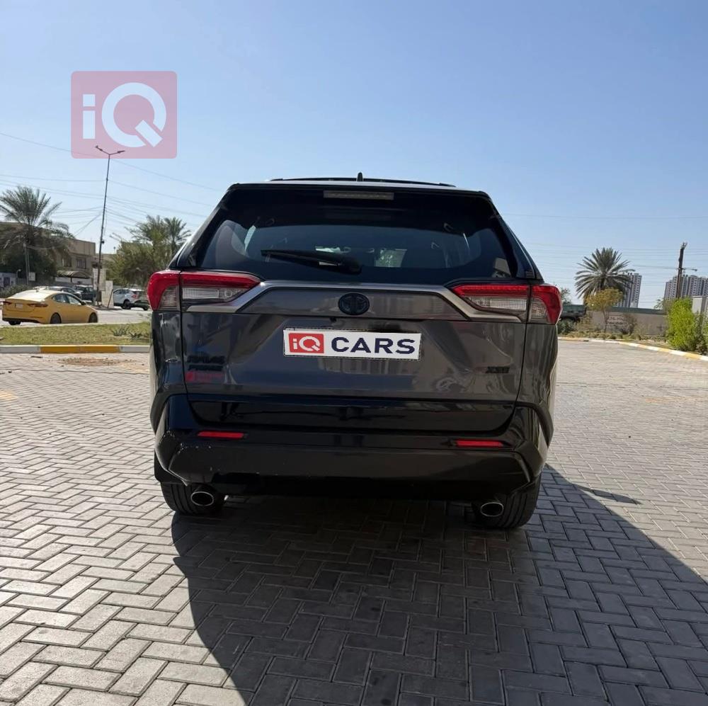 تويوتا راف 4